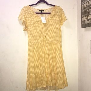 Darling Banana Republic yellow/White dress size M. *price tags have been removed